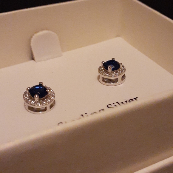 Created Sapphire (blue/wht) Sterling Silver Studs - Picture 2 of 2